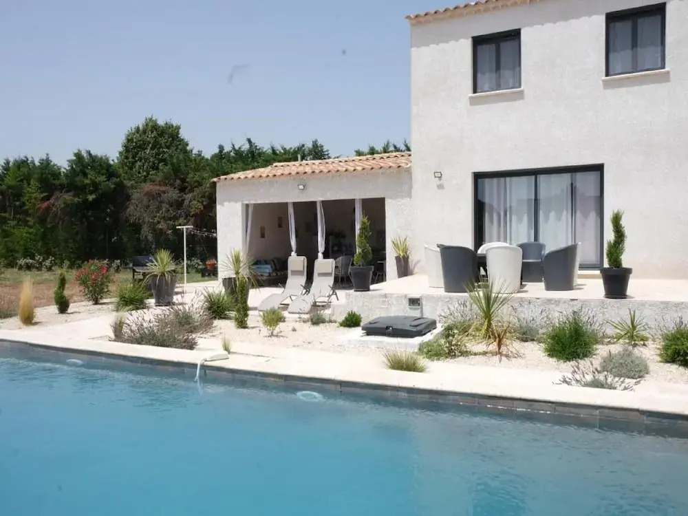 Charming Holiday Home With Private Pool