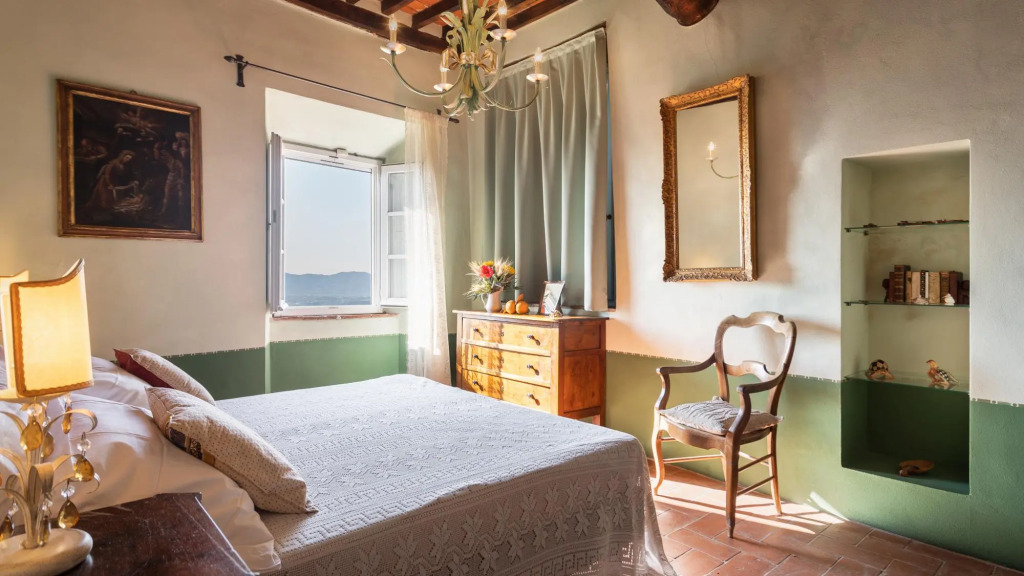VILLA PRIMO SOLE 22, Emma Villas