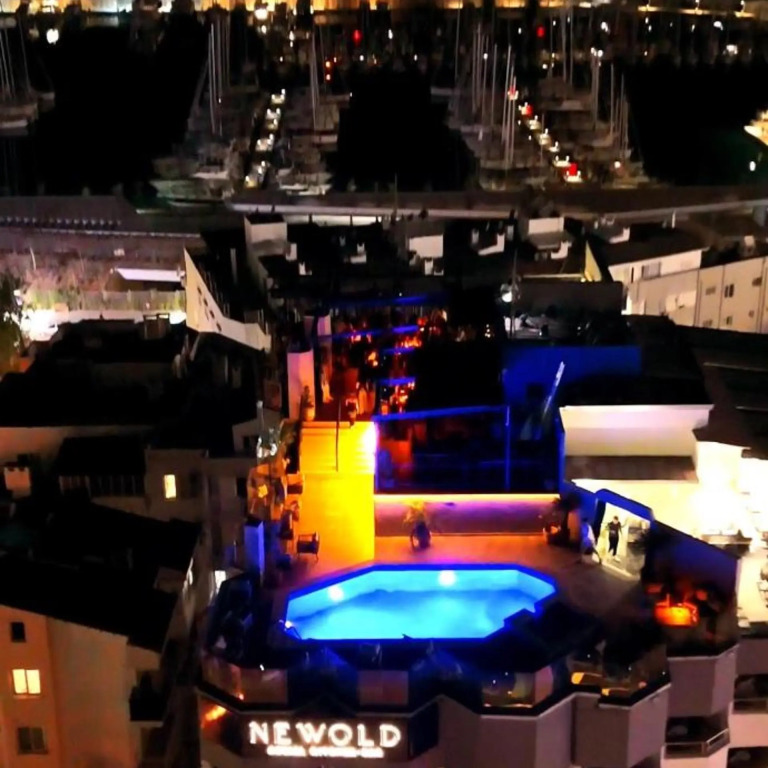 The View City Hotel