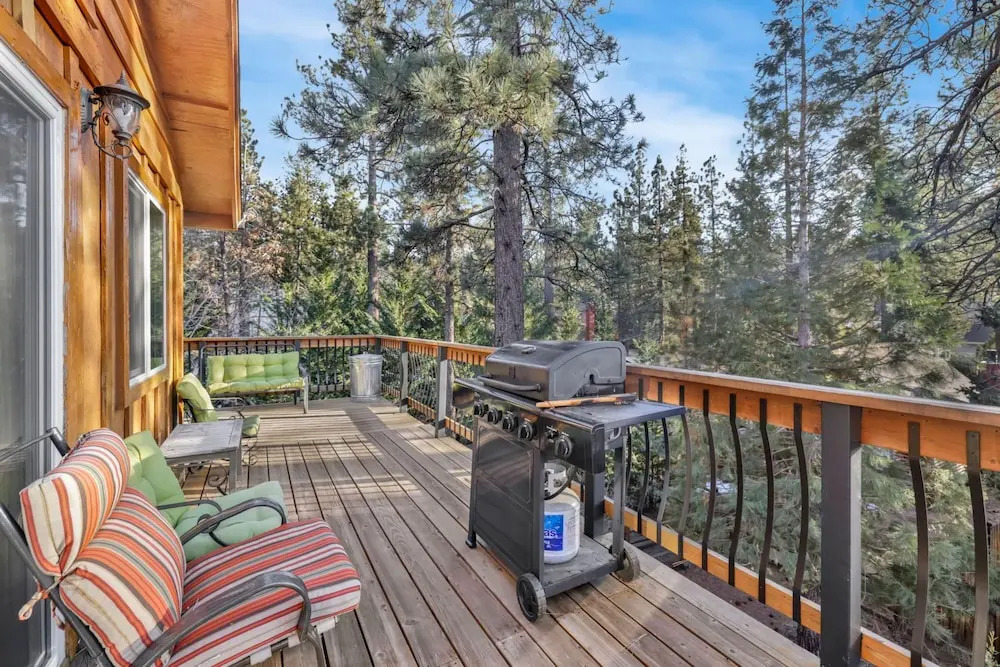 Sequoia Retreat-1914 by Big Bear Vacations