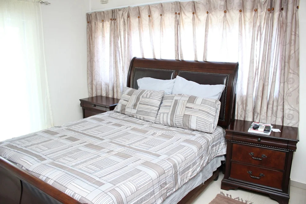 Royal Suites Apartments