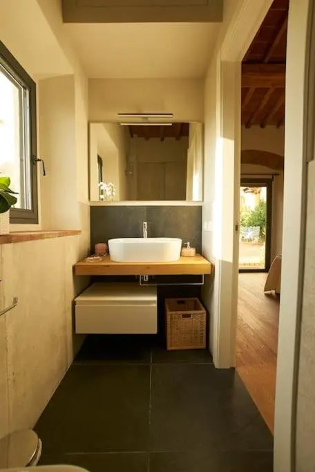 Villa Vestra in Vinci holiday home