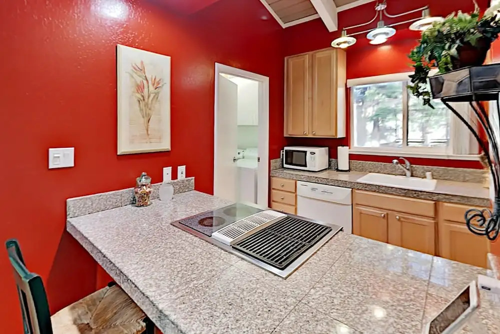 Forest Vista - 2 Minutes To Diamond Peak 3 Bedroom Condo