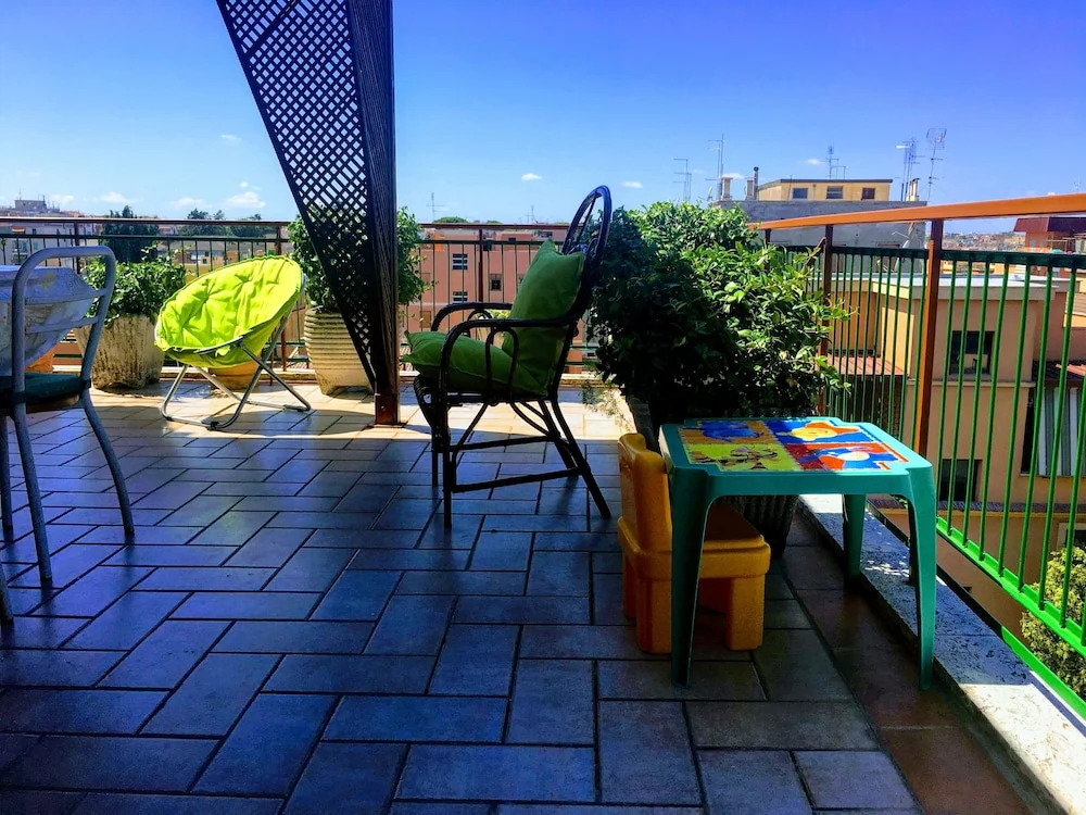 Panoramic and Bright Penthouse is Waiting for you