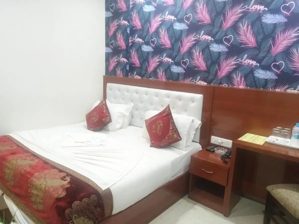 Hotel Midcity