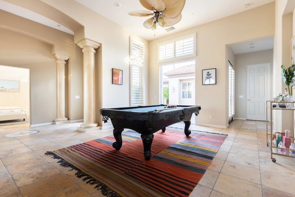 Jacinta by Avantstay Gorgeous & Spacious Getaway w/ Pool, Spa & Pool Table