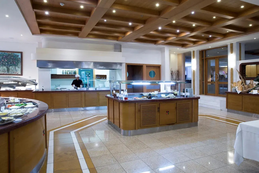 Thalassa Beach Resort & Spa