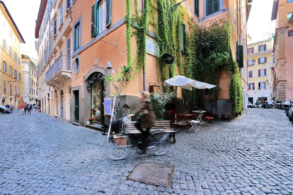 Rome Accommodation Altemps