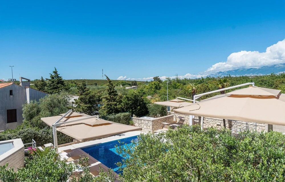 Nice Home In Novalja With Wifi