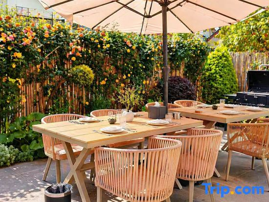 Lanye ・ 500m² Healing Garden ・ FUTURE Smart ・ Design Guesthouse (Lijiang Gucheng Big Waterwheel)