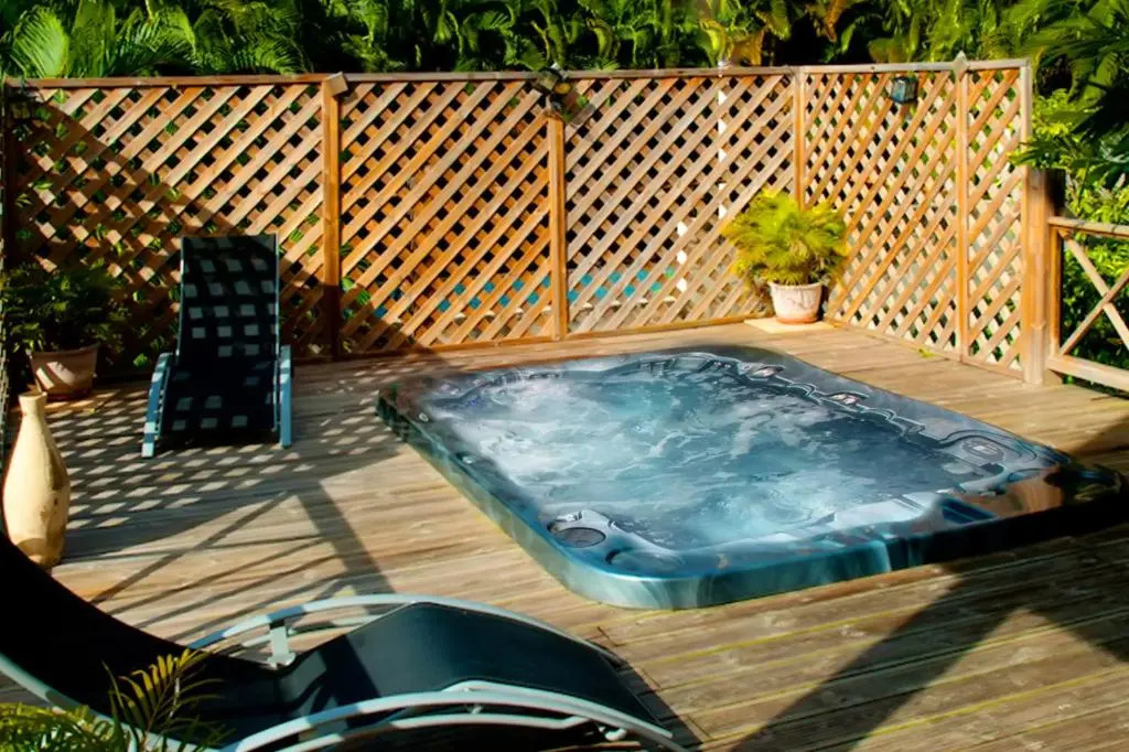 Spacieuse villa à Deshaies avec piscine privée