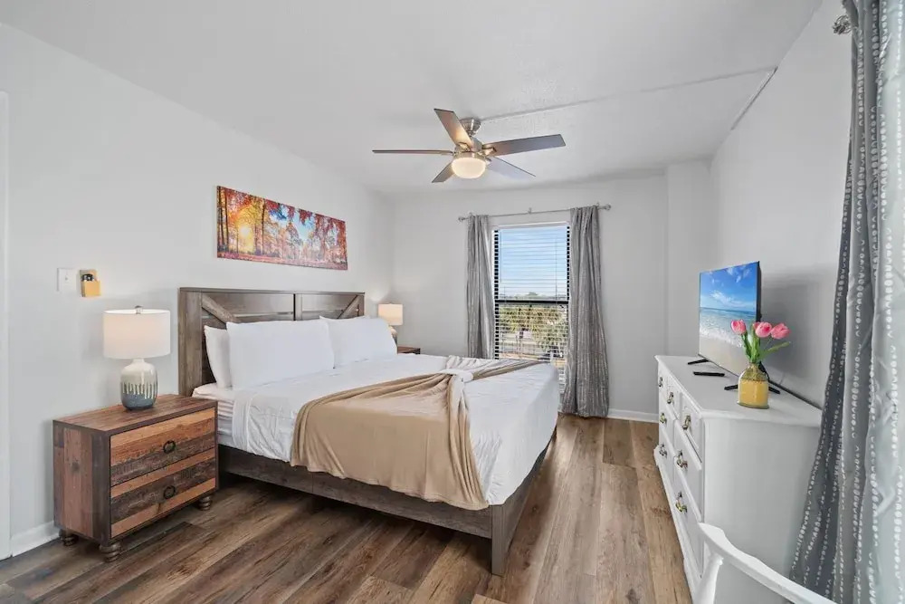 Gulfside 401 - Sunny Side Up
