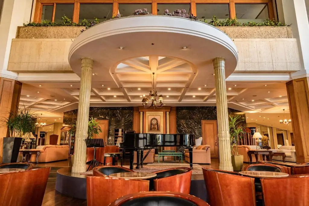 Swiss Grand Hotel 