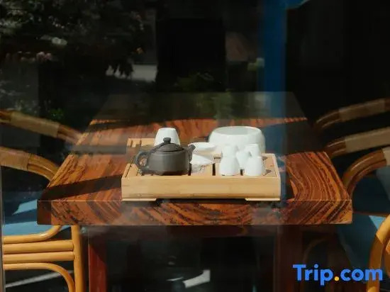 Mount Qingcheng Liuhe · Bisu Wenquan Homestay