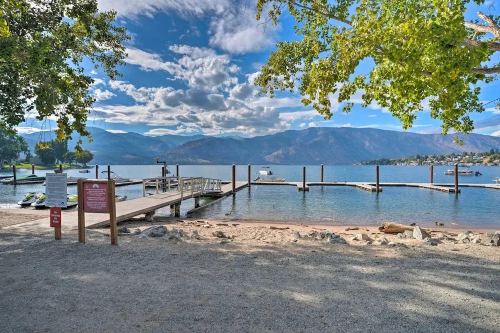 Manson Villa w/ Hot Tub ~ 1 Mi to Wineries