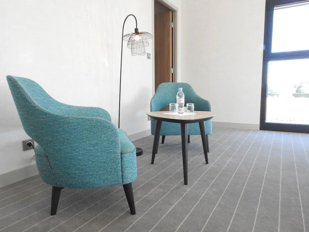 Logis Hotel Relais Saint Jacques - Châteauroux