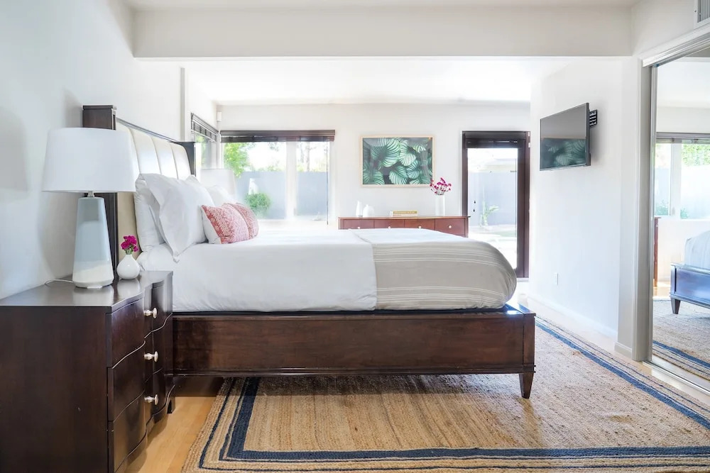 El Mirador by Avantstay Canyon Views, Large Pool, Outdoor Grill & Games! Permit#4253