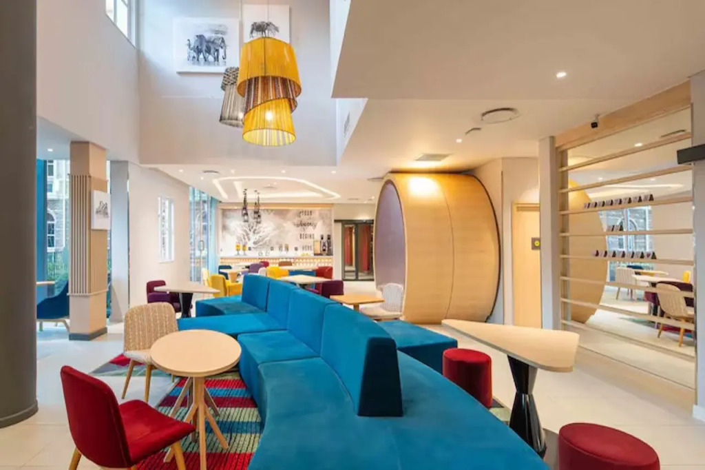 Hampton By Hilton Sandton Grayston