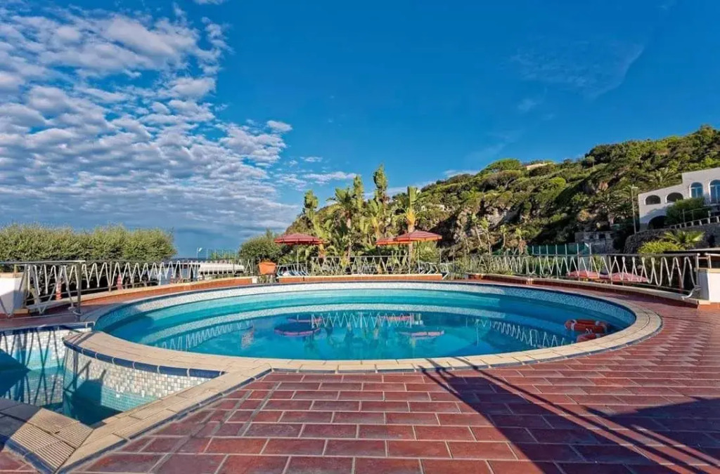 Hotel Zaro