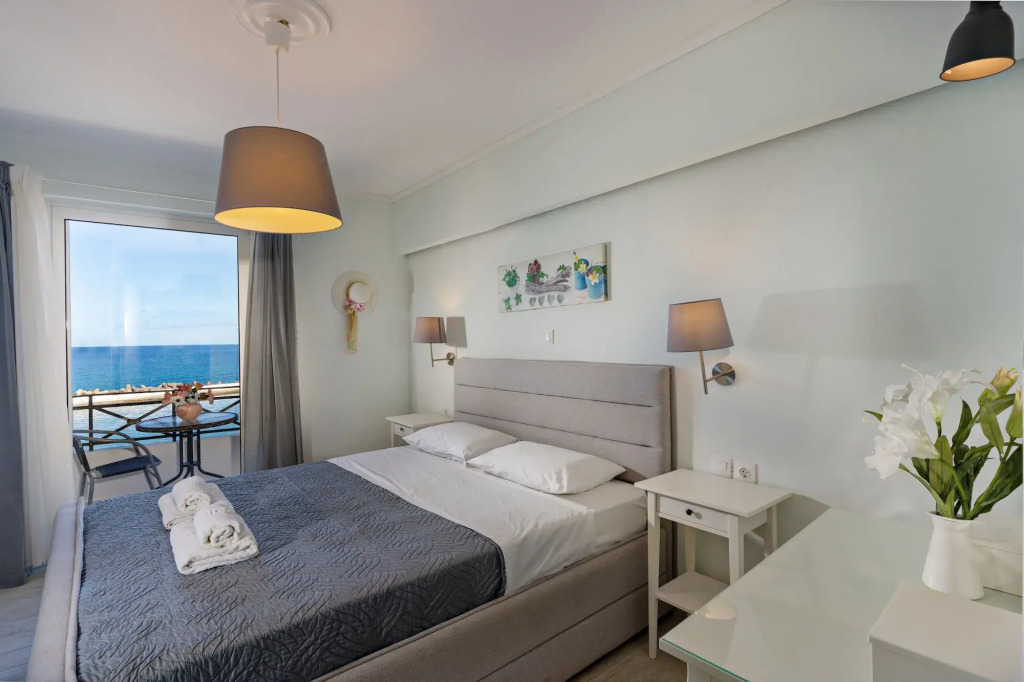 Castello Apartments