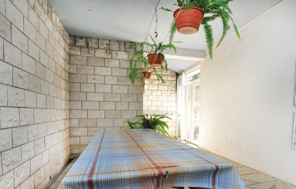 Beautiful Apartment in Omis With 3 Bedrooms