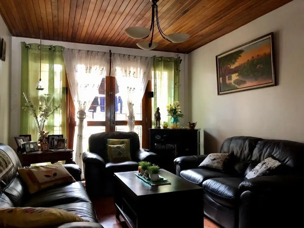 Mama Tica Guest House