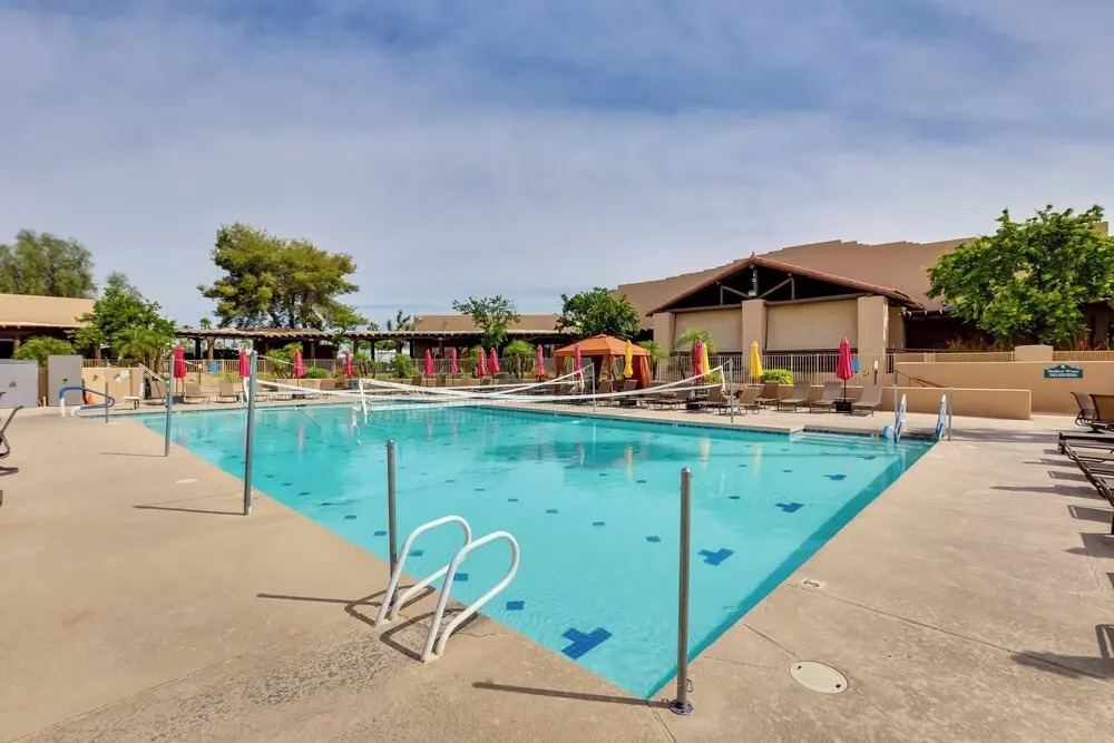 5 Mi to Sun City: Snowbird Rental w/ Pool Access