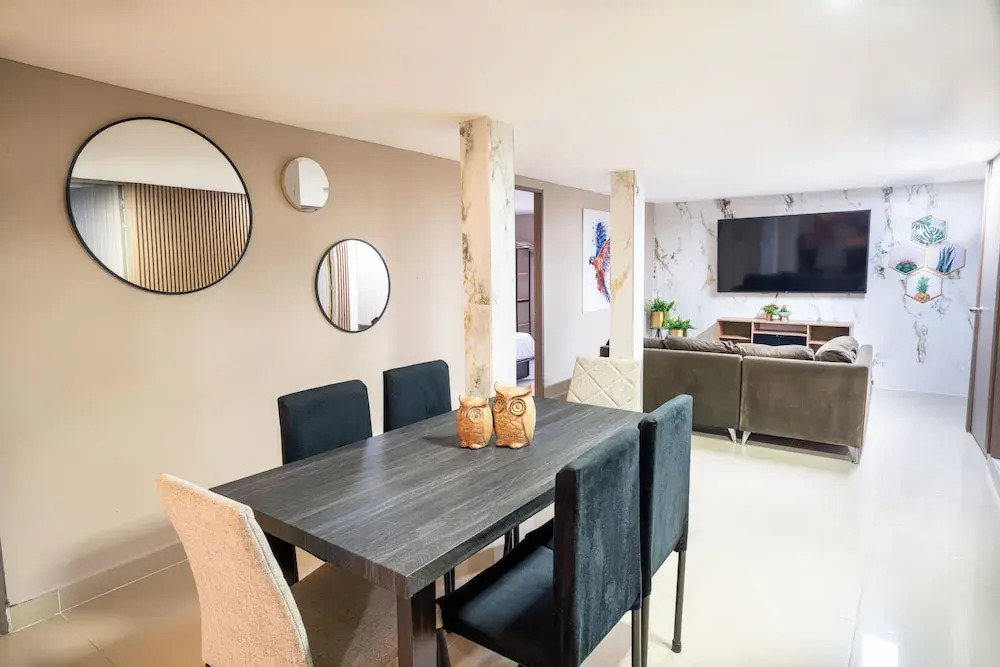 5BR by Lleras Park w Arcade & Foosball
