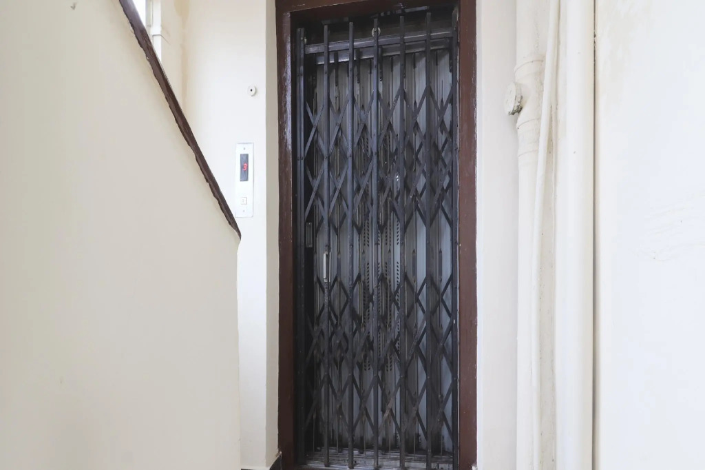 HOTEL O SAI PARIWAR HOTEL