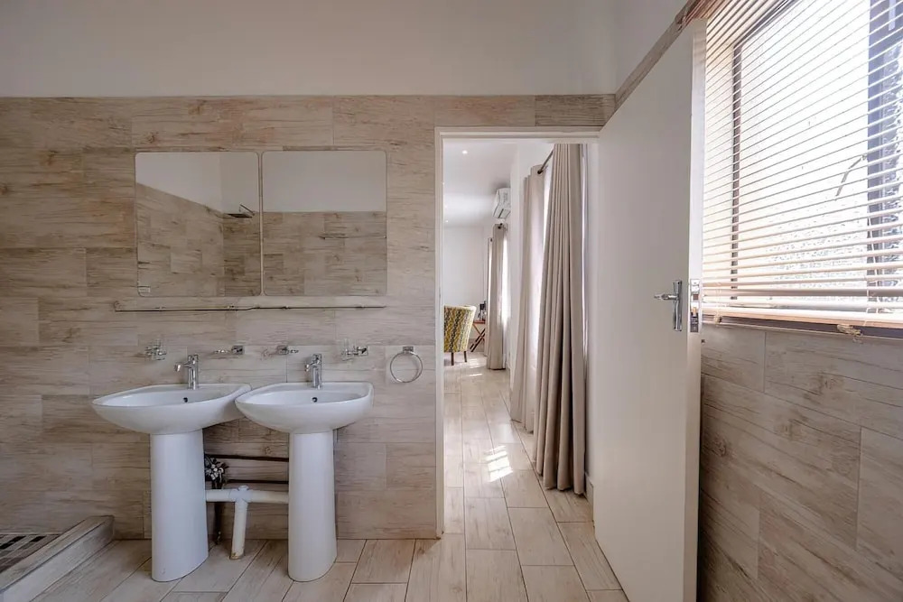 Pristine Deluxe Room With Kitchen and Pool - 2147