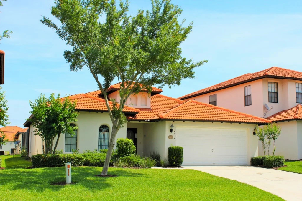 HG16630LBL - 4 beds pool & spa home - Gated