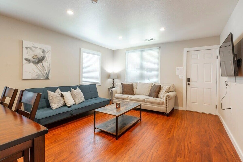 Marbella Lane - 3BR Upprlvl Dtwn SJ Ldry