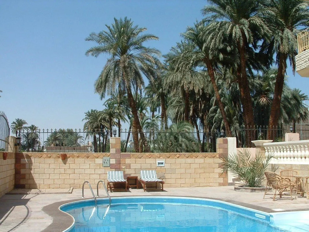 Home Sweet Home Luxor Apartments