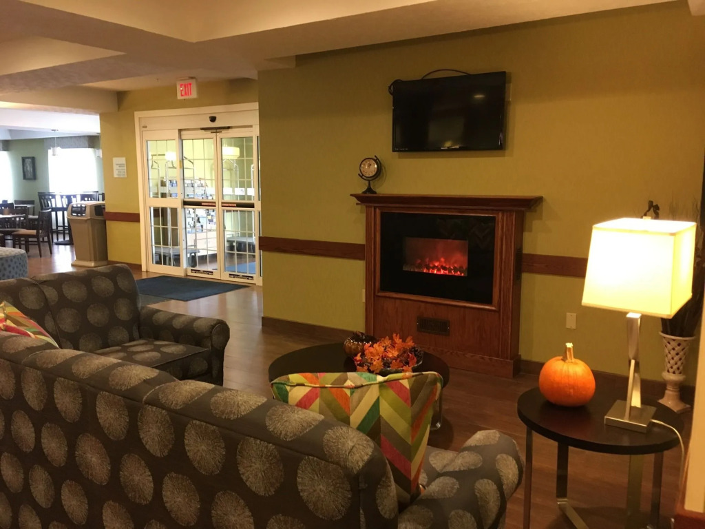 Holiday Inn Express Hotel & Suites Cadillac by IHG