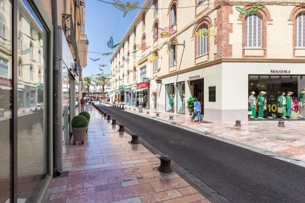 Le Famoso - Apt 5e proche place Arago
