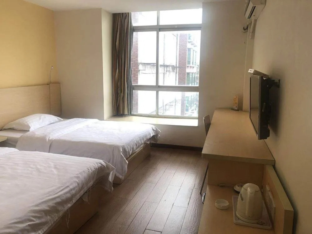 Jiju Hotel