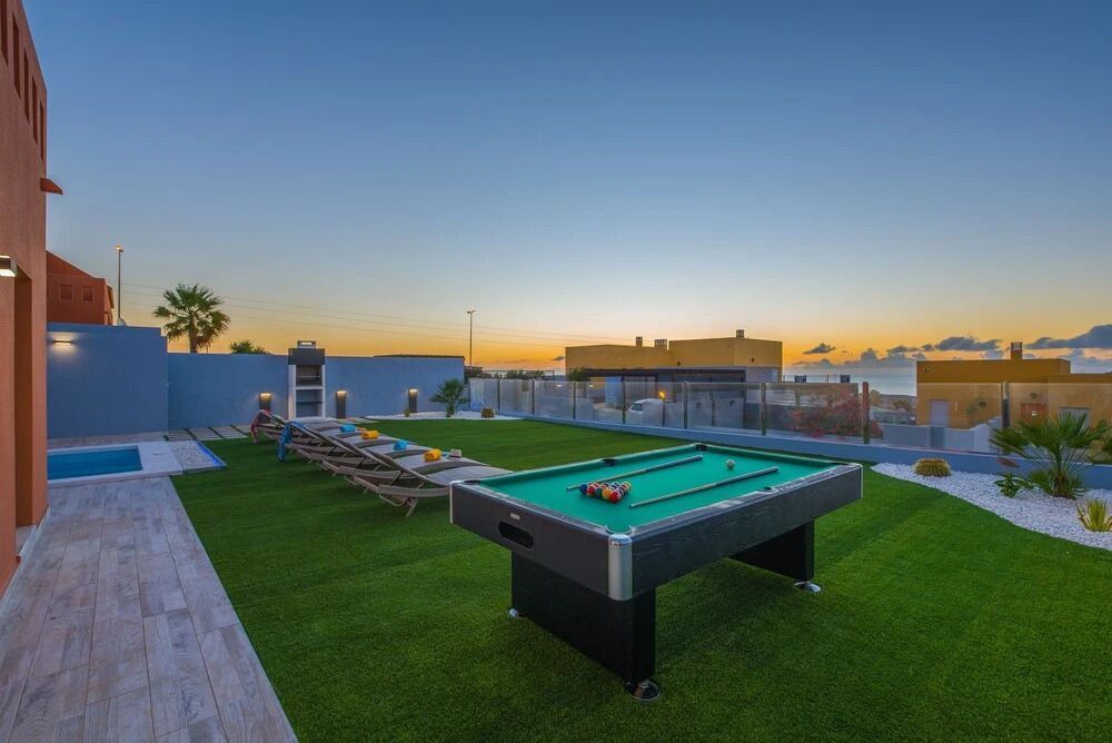 Villa Elena, Ocean View, Heated Pool
