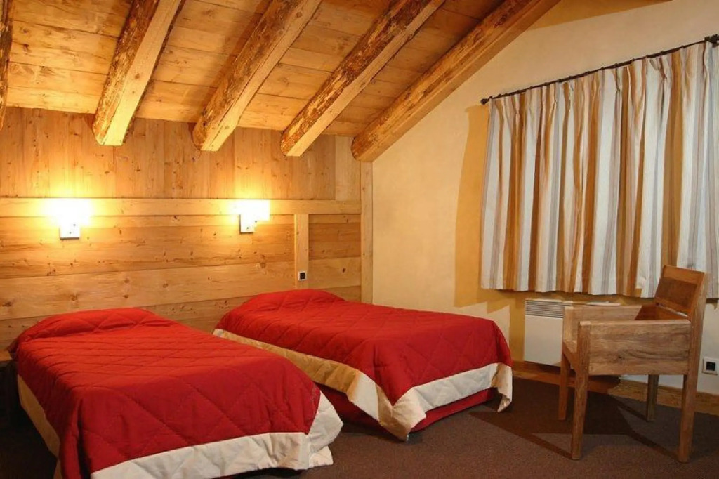 Luxury apartment with balcony in beautiful Les Deux Alpes
