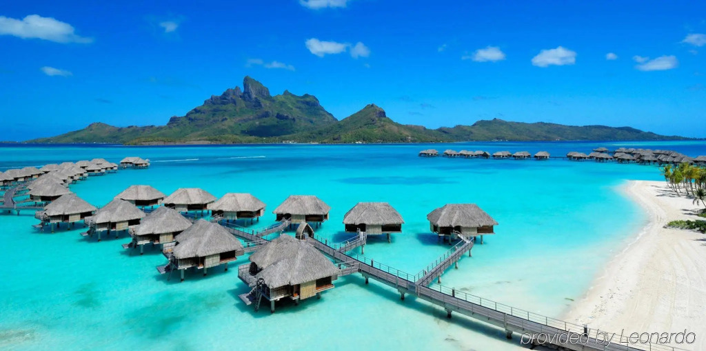 Four Seasons Resort Bora Bora