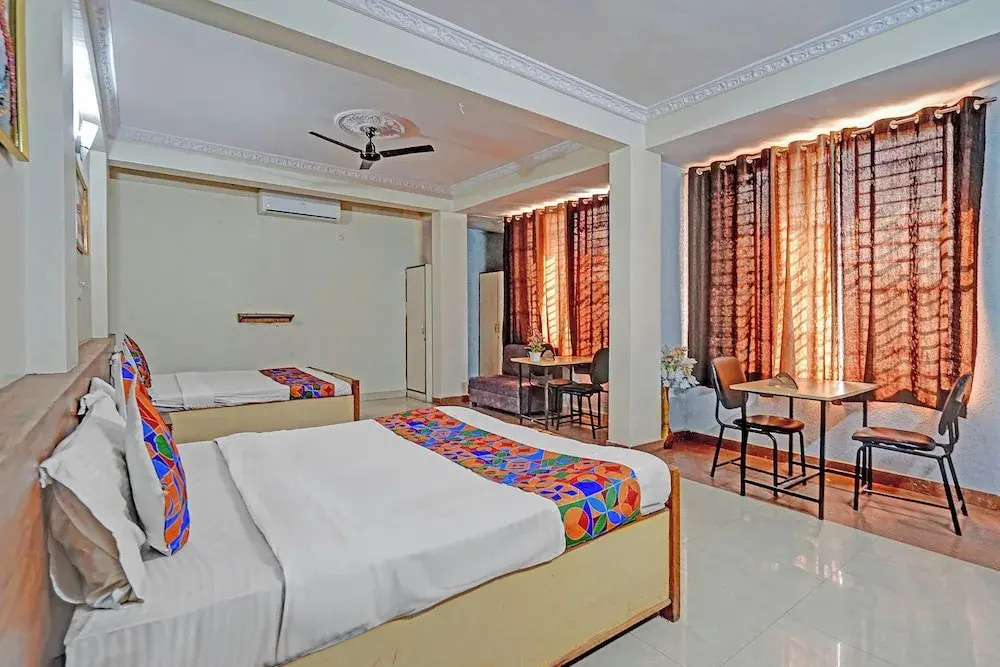 FabHotel Sandalwood Vibes