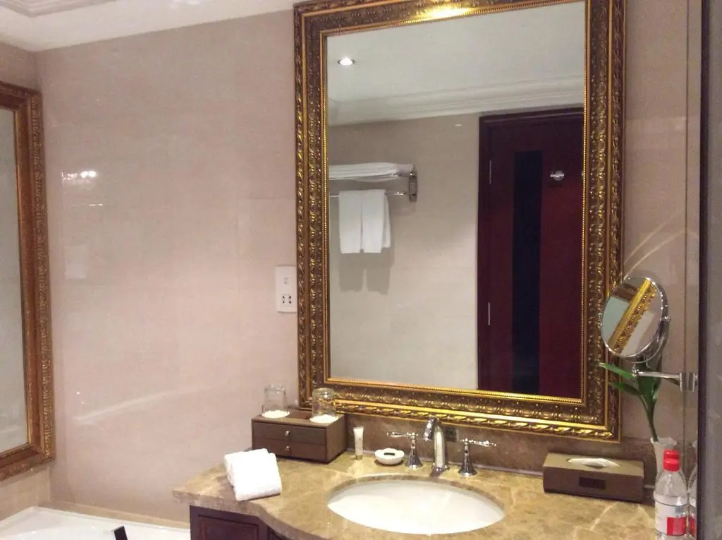 New Paris Hotel - Harbin