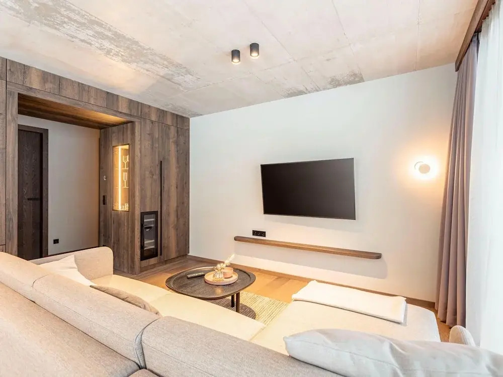 Premium Holiday Apartment With Sauna and Garden