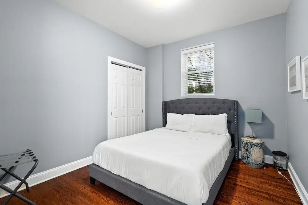 Historic Designer Lincoln Park Retreat Sleeps 14 by AllSet Turnover