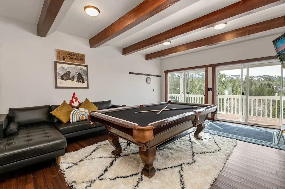 North Star Bear Chalet - Newly Remodeled With Slope And Lake Views! 3 Bedroom Cabin