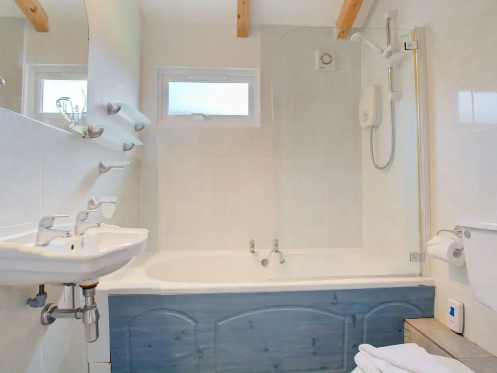 Tranquil Holiday Home in Saint Merryn With Terrace