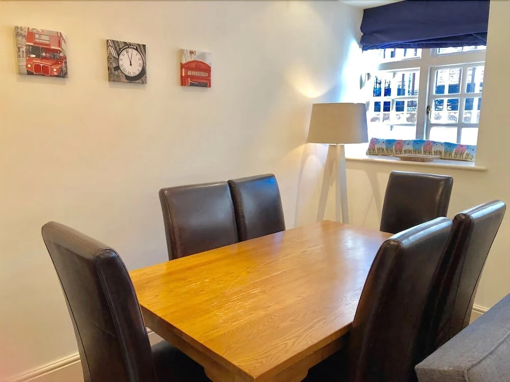 Stylish Apartments in Victoria & Westminster