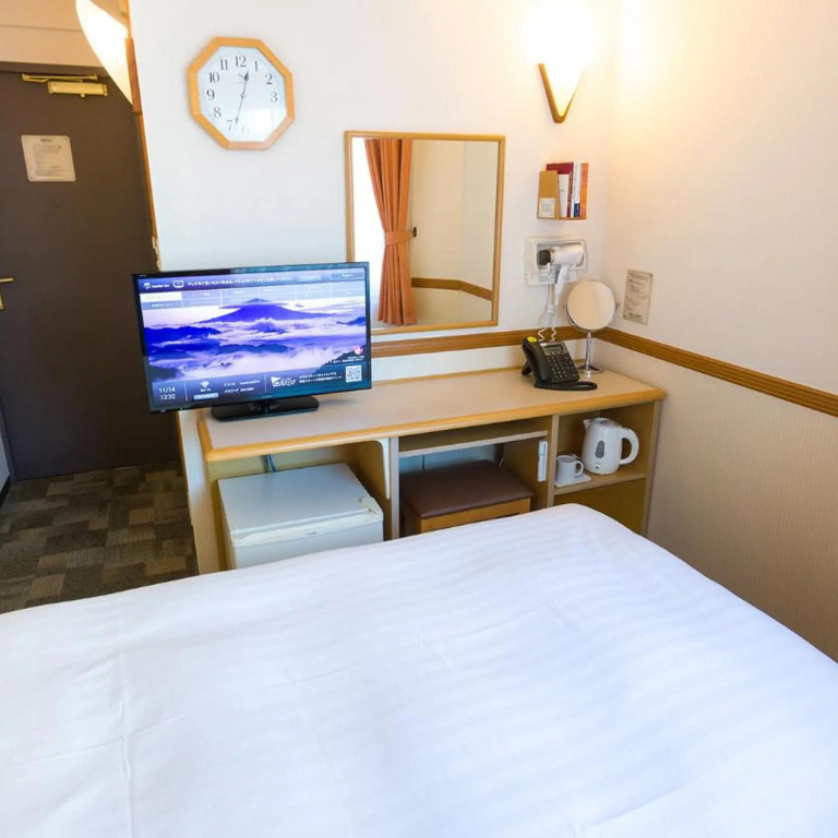 Toyoko Inn Okinawa Naha Asahibashi Ekimae