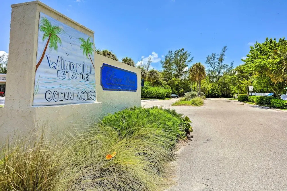 Boat Owner's Paradise: Jensen Beach Home w/ Dock!