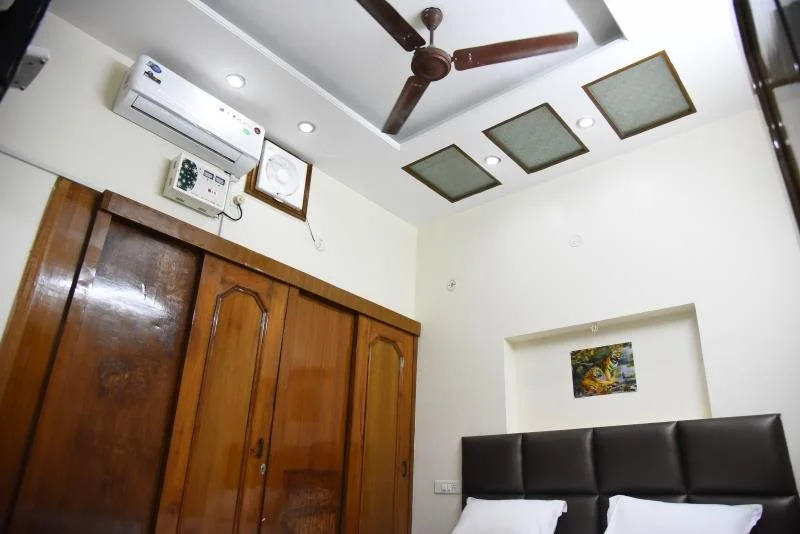 Hotel Kabir Residency-4 MIN WALK TO GOLDEN TEMPLE