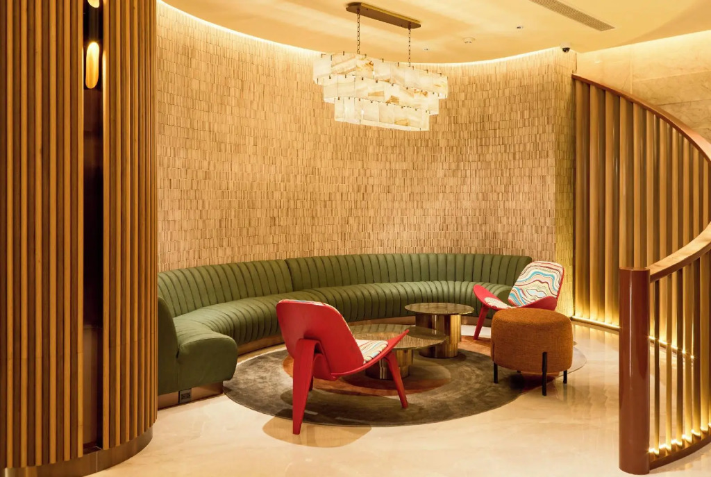 Отель KiN Hotel Thi Sach Edition